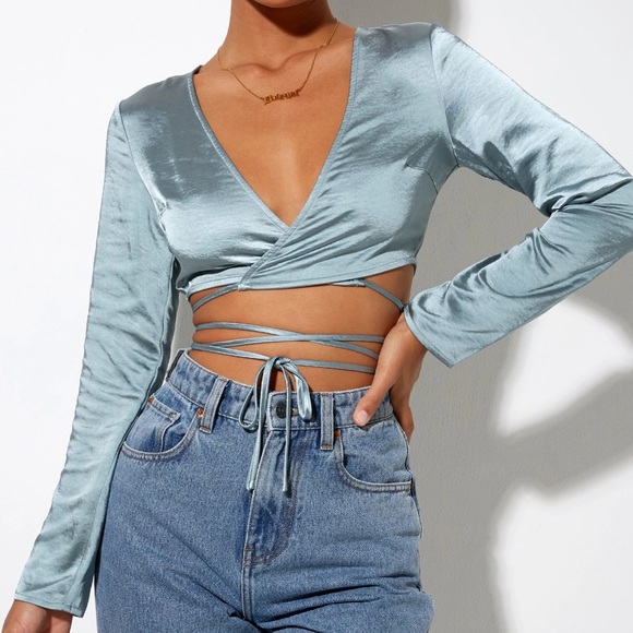 MOTELROCKS LIVA TOP IN SATIN LIGHT BLUE - Picture 1 of 5